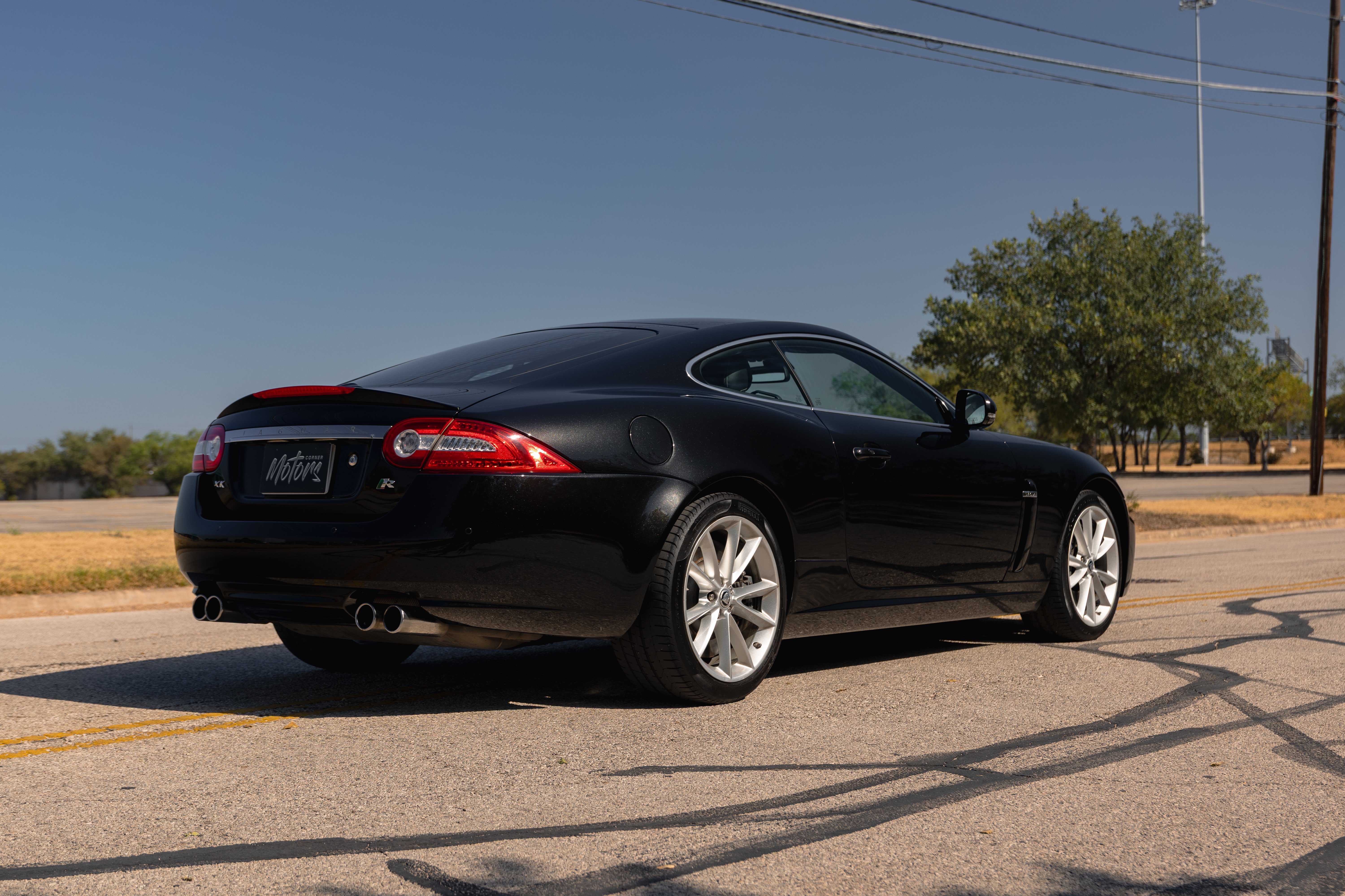 Used 2011 Jaguar XK R RWD image 6