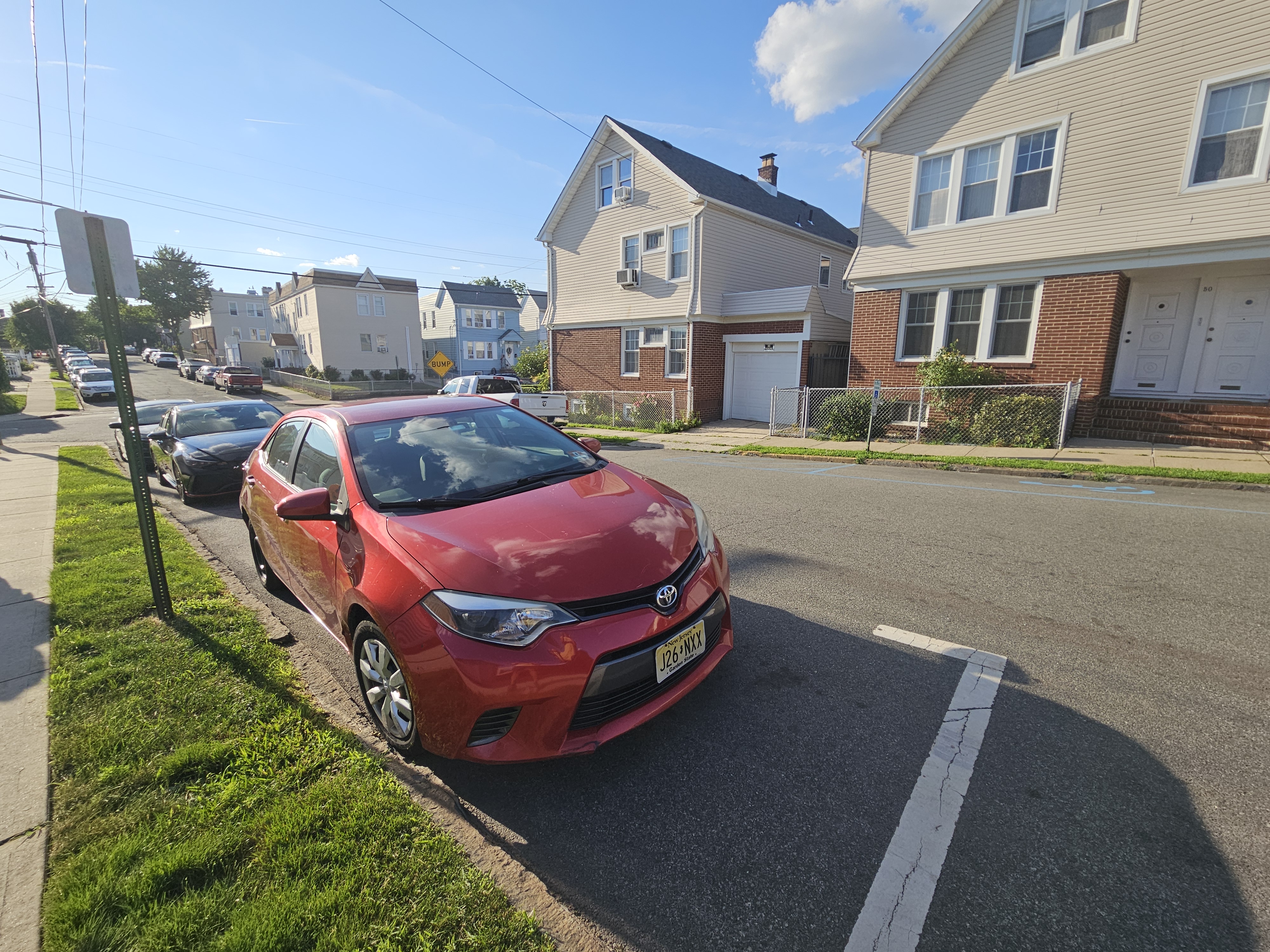 Used 2015 Toyota Corolla LE FWD image 11
