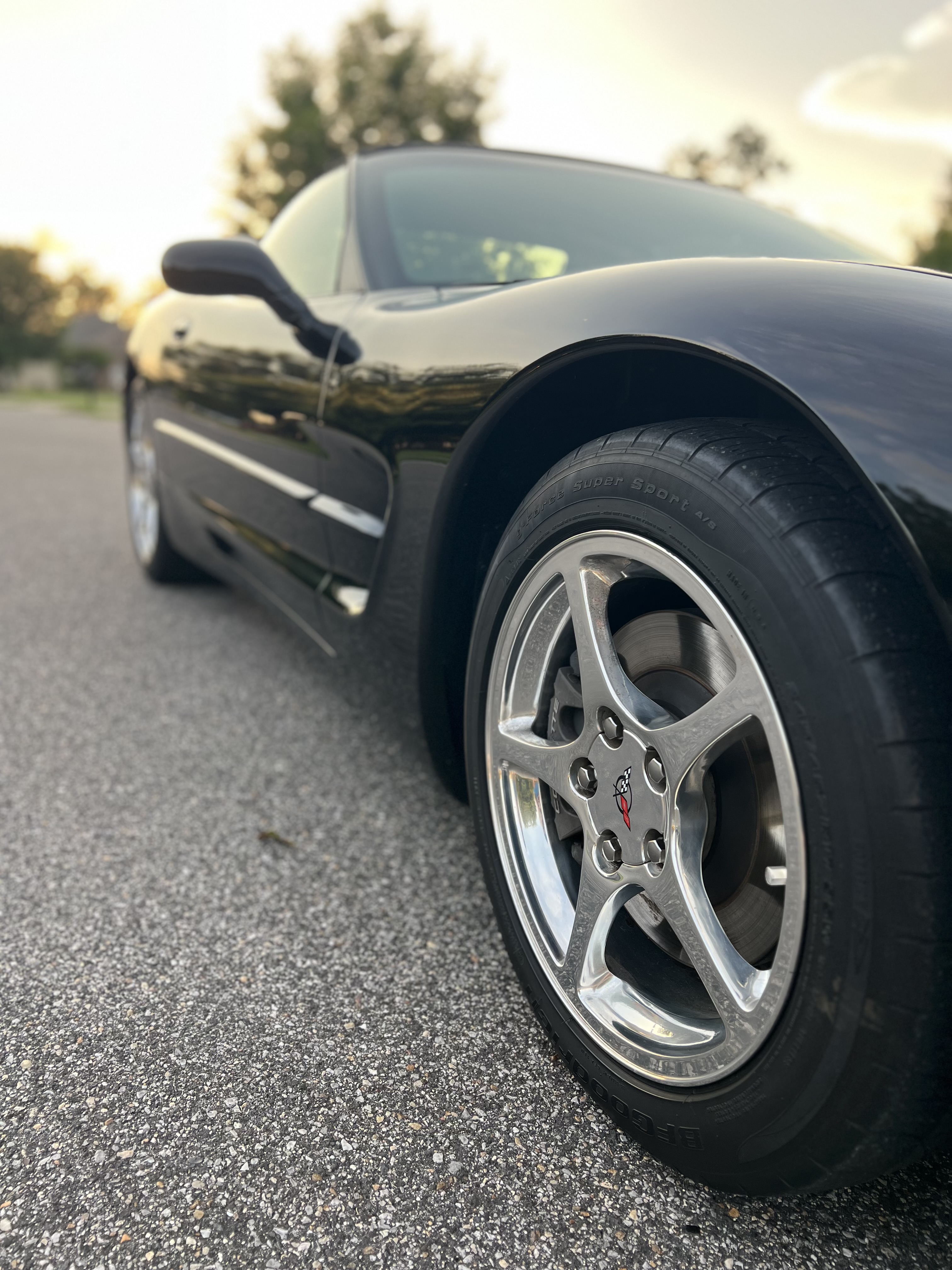 Used 2001 Chevrolet Corvette Convertible w/ Preferred Equipment Group2 RWD image 14