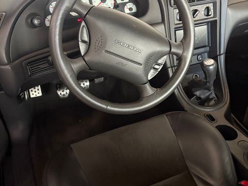 Used 2004 Ford Mustang Cobra image 18