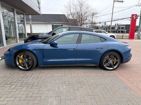 Used 2021 Porsche Taycan Turbo S image 5