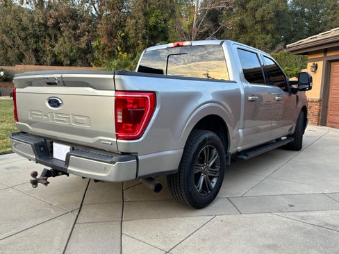 Used 2021 Ford F150 XLT w/ Equipment Group 302A High image 8