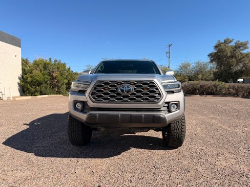 Used 2020 Toyota Tacoma TRD Off-Road image 13