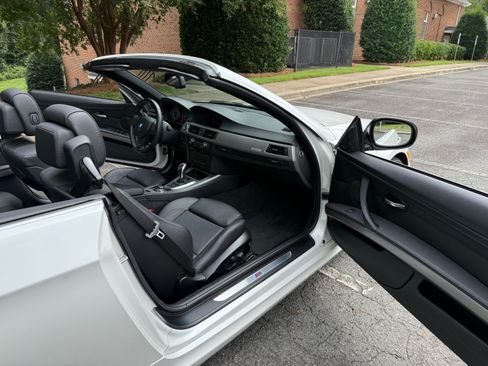 Used 2011 BMW 335is Convertible image 9