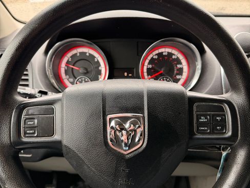 Used 2013 RAM C/V Tradesman FWD image 12
