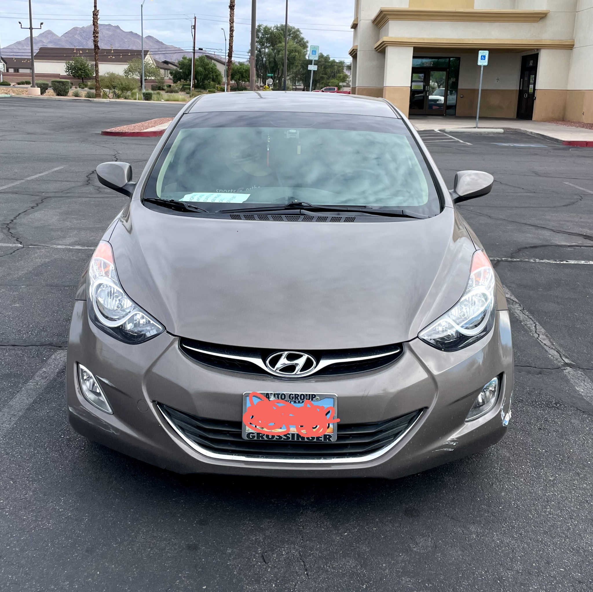 Used 2013 Hyundai Elantra GLS w/ Preferred Pkg FWD image 2