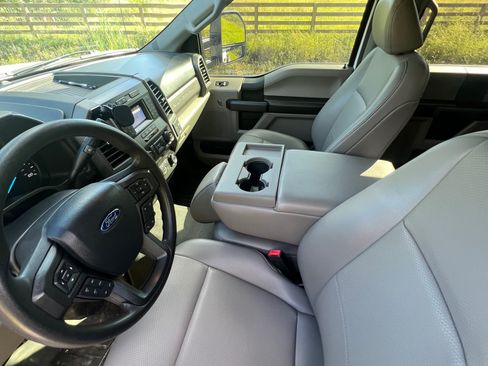 Used 2021 Ford F450 XL w/ Power Equipment Group image 11