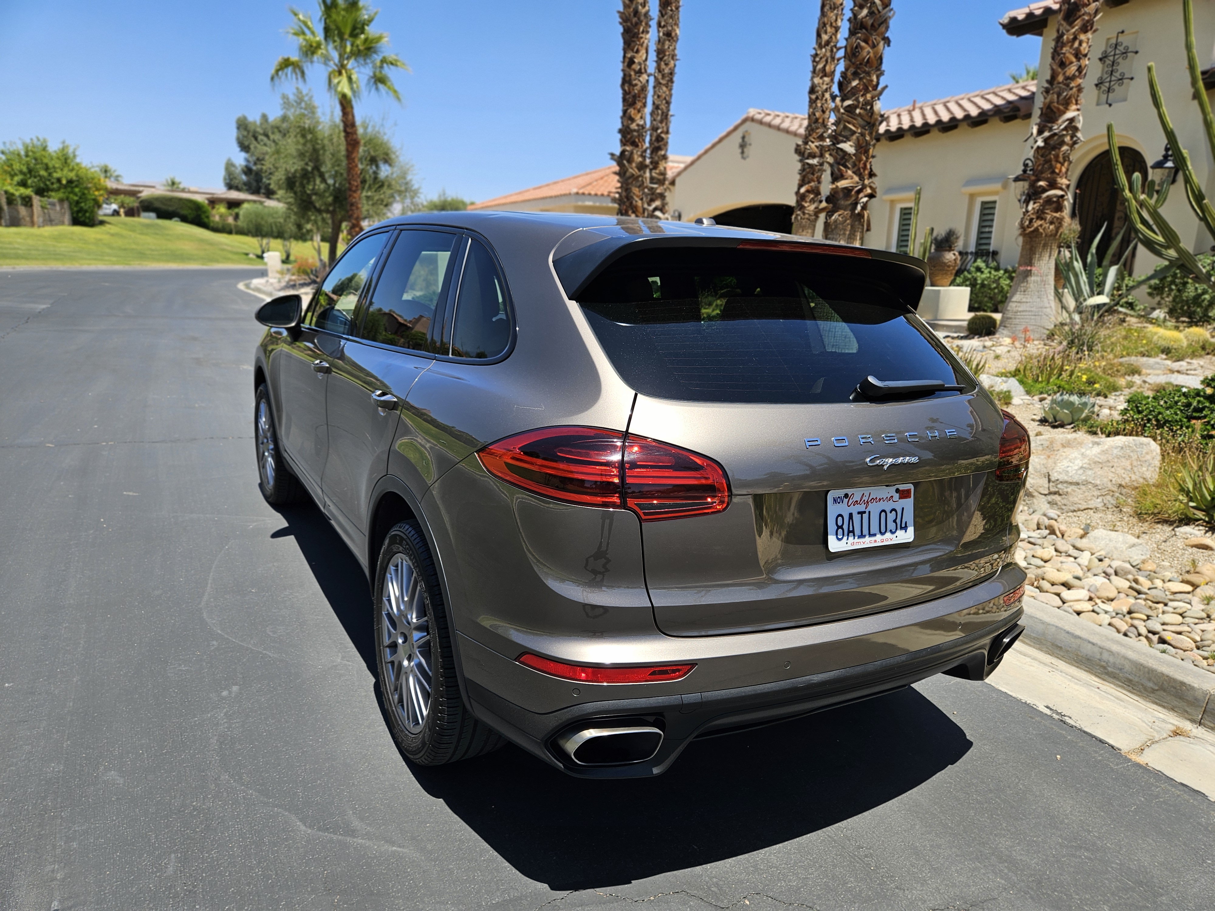 Used 2016 Porsche Cayenne AWD/4WD image 4