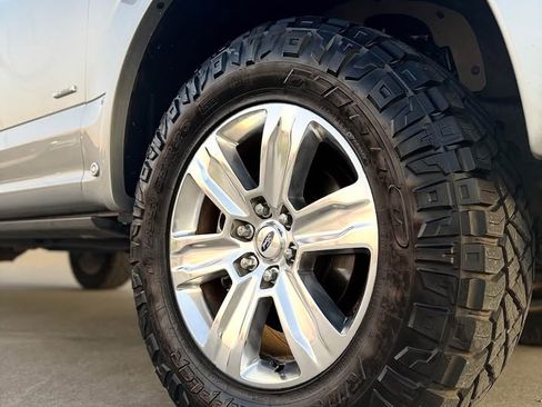 Used 2016 Ford F150 Platinum w/ Equipment Group 701A Luxury image 2