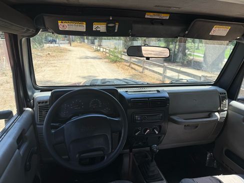 Used 2003 Jeep Wrangler X image 18