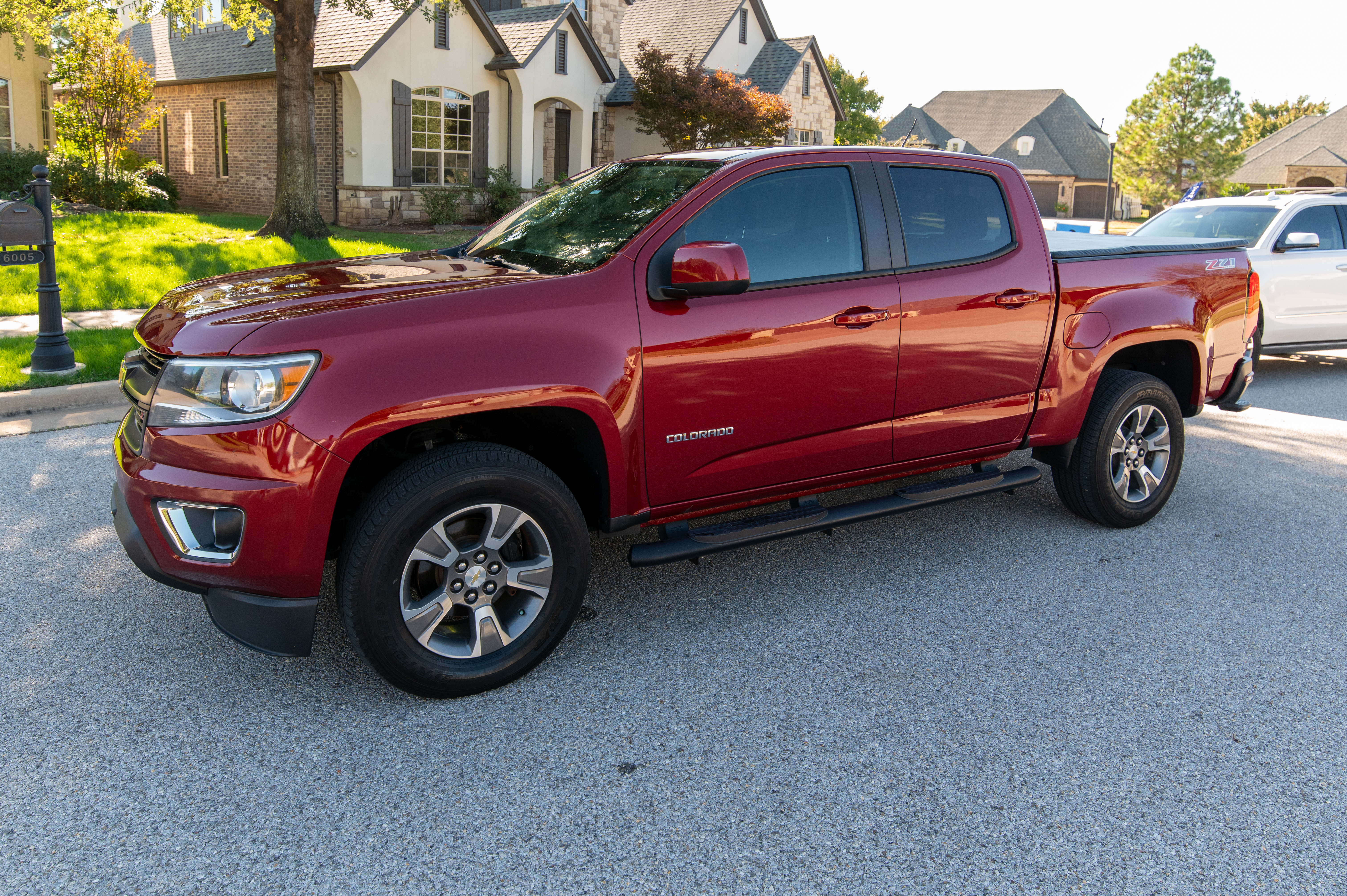 Used 2018 Chevrolet Colorado Z71 AWD/4WD image 9