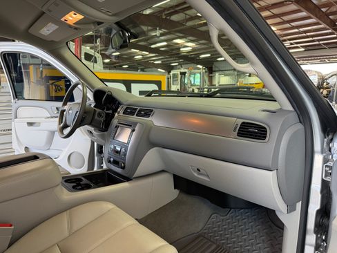 Used 2013 GMC Sierra 1500 SLT w/ Max Trailering Pack image 26