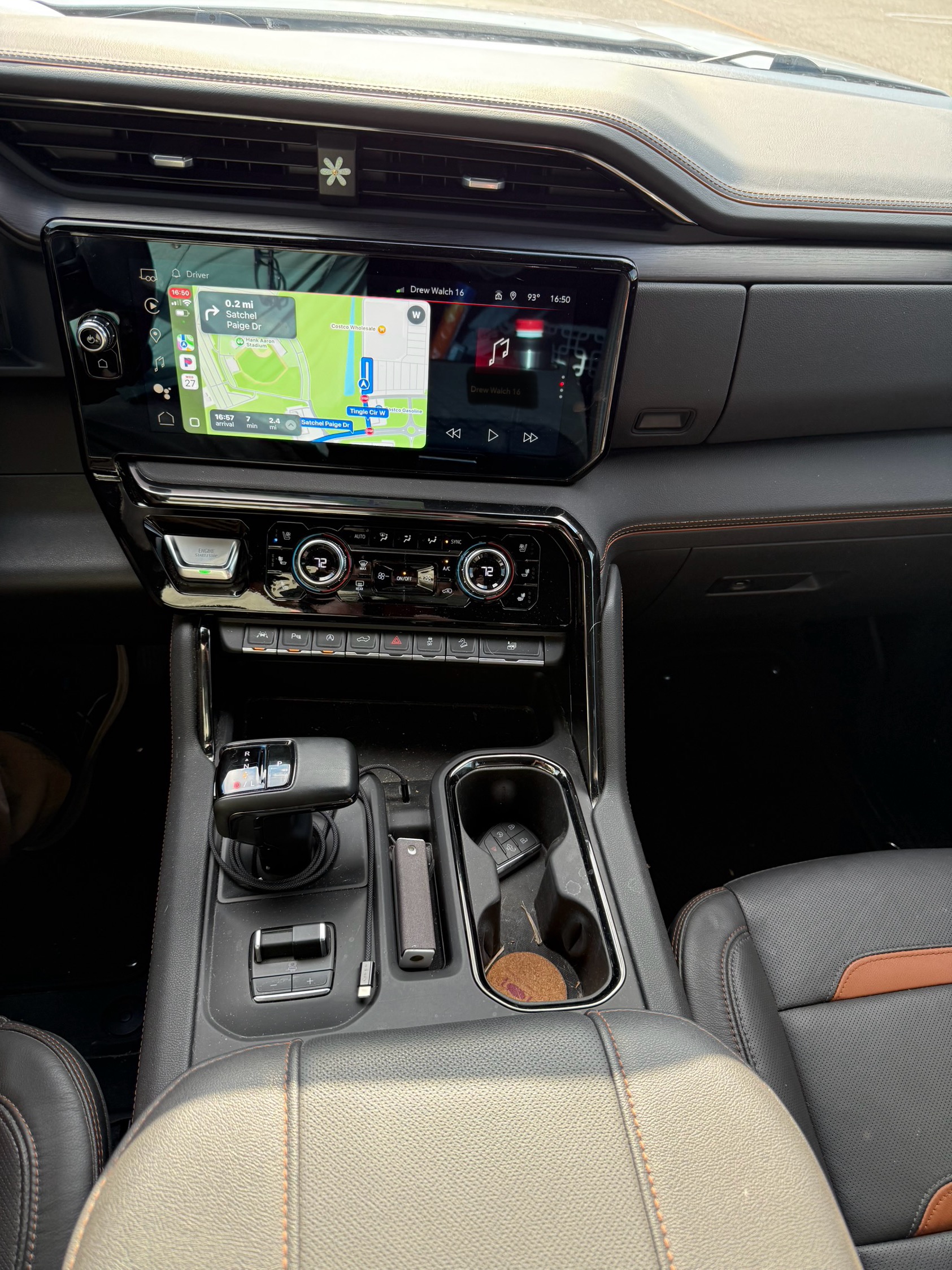 Used 2023 GMC Sierra 1500 AT4 w/ AT4 Premium Package AWD/4WD image 6