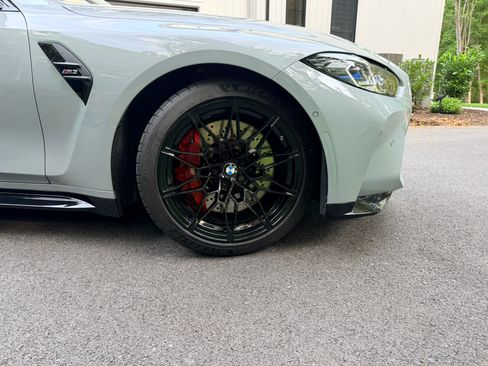 Used 2022 BMW M3 w/ M Carbon Exterior Package RWD image 8