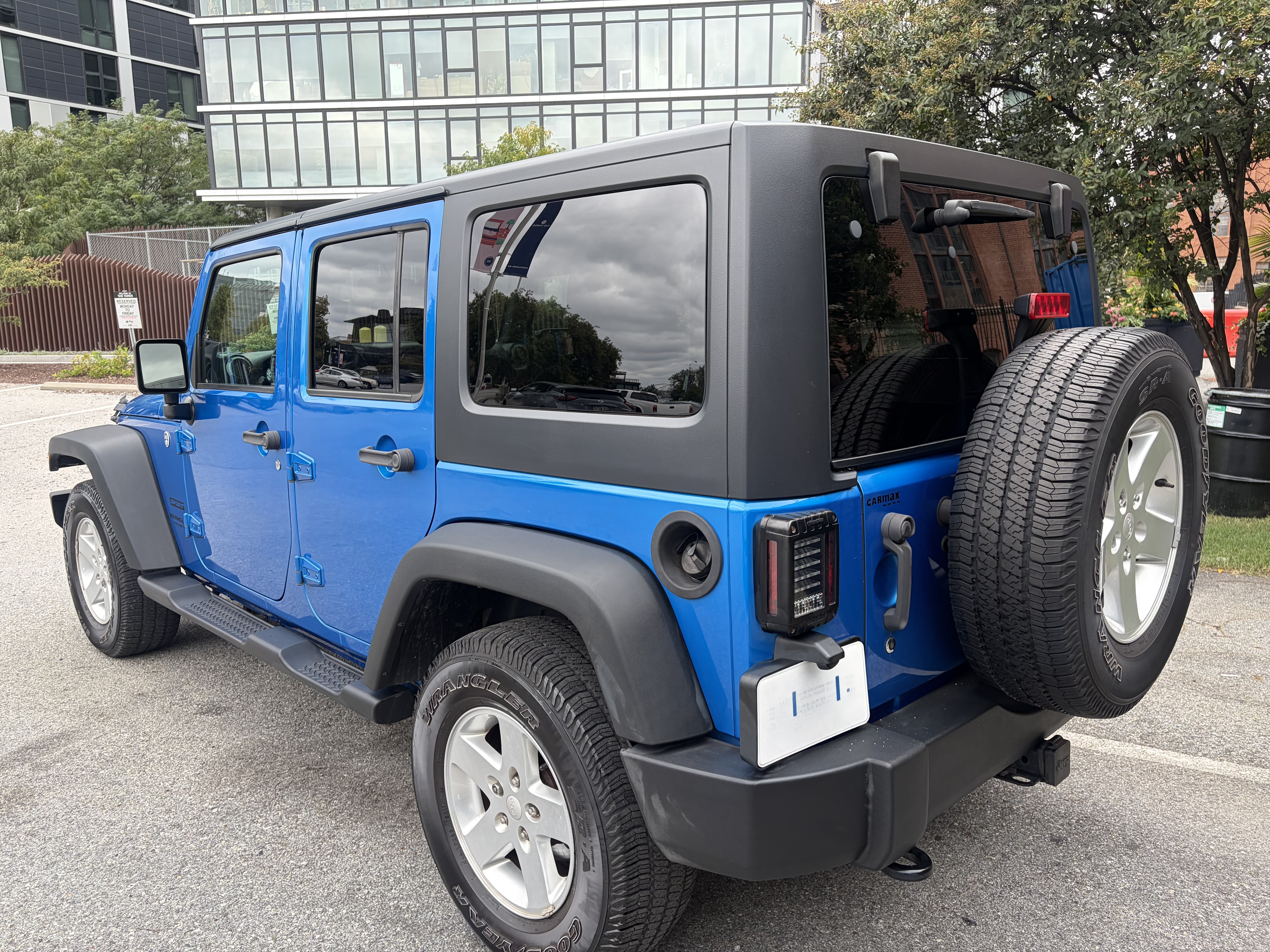 Used 2016 Jeep Wrangler Unlimited Sport w/ Quick Order Package 24S AWD/4WD image 6