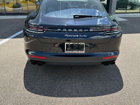 Used 2018 Porsche Panamera Turbo image 6