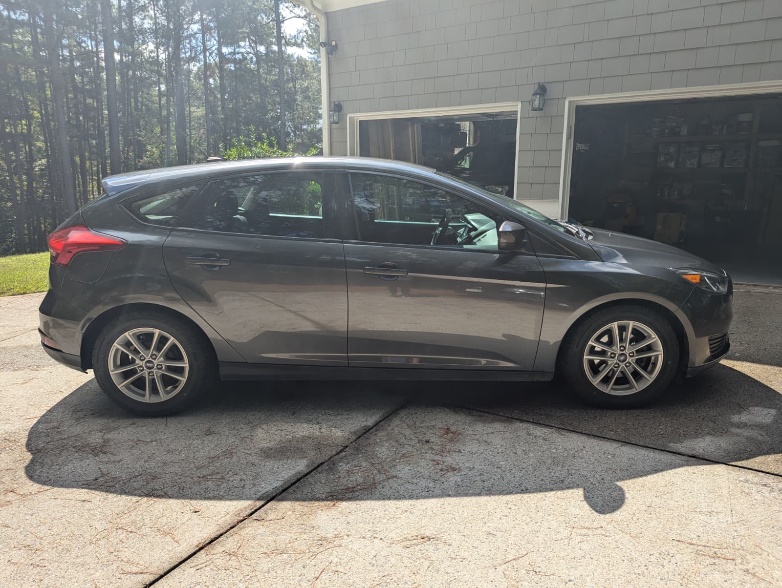 Used 2018 Ford Focus SE FWD image 10