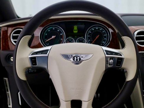 Used 2017 Bentley Flying Spur W12 image 6