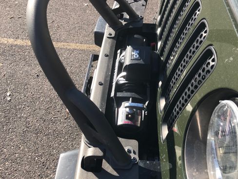 Used 2016 Jeep Wrangler Unlimited Sahara image 17