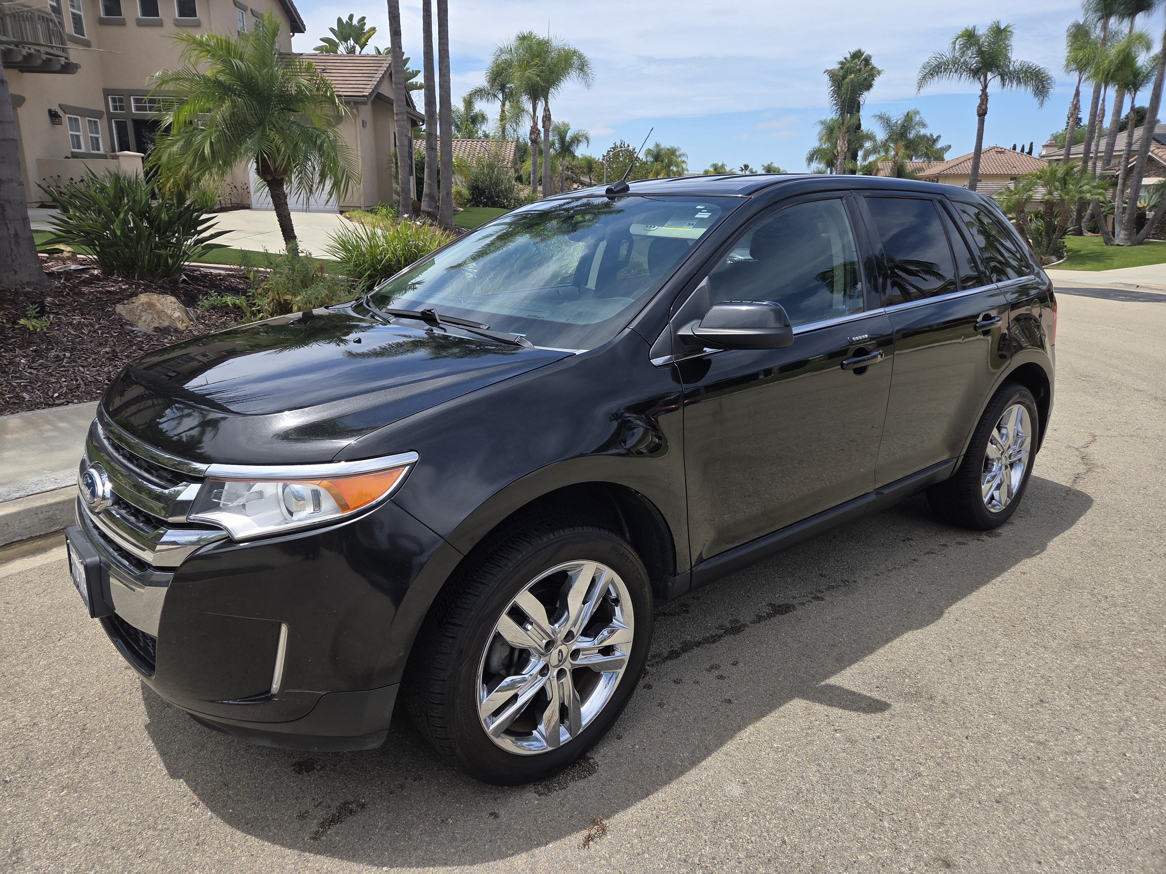 Used 2013 Ford Edge Limited AWD/4WD image 1