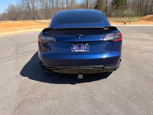 Used 2021 Tesla Model 3 Standard Range Plus image 17