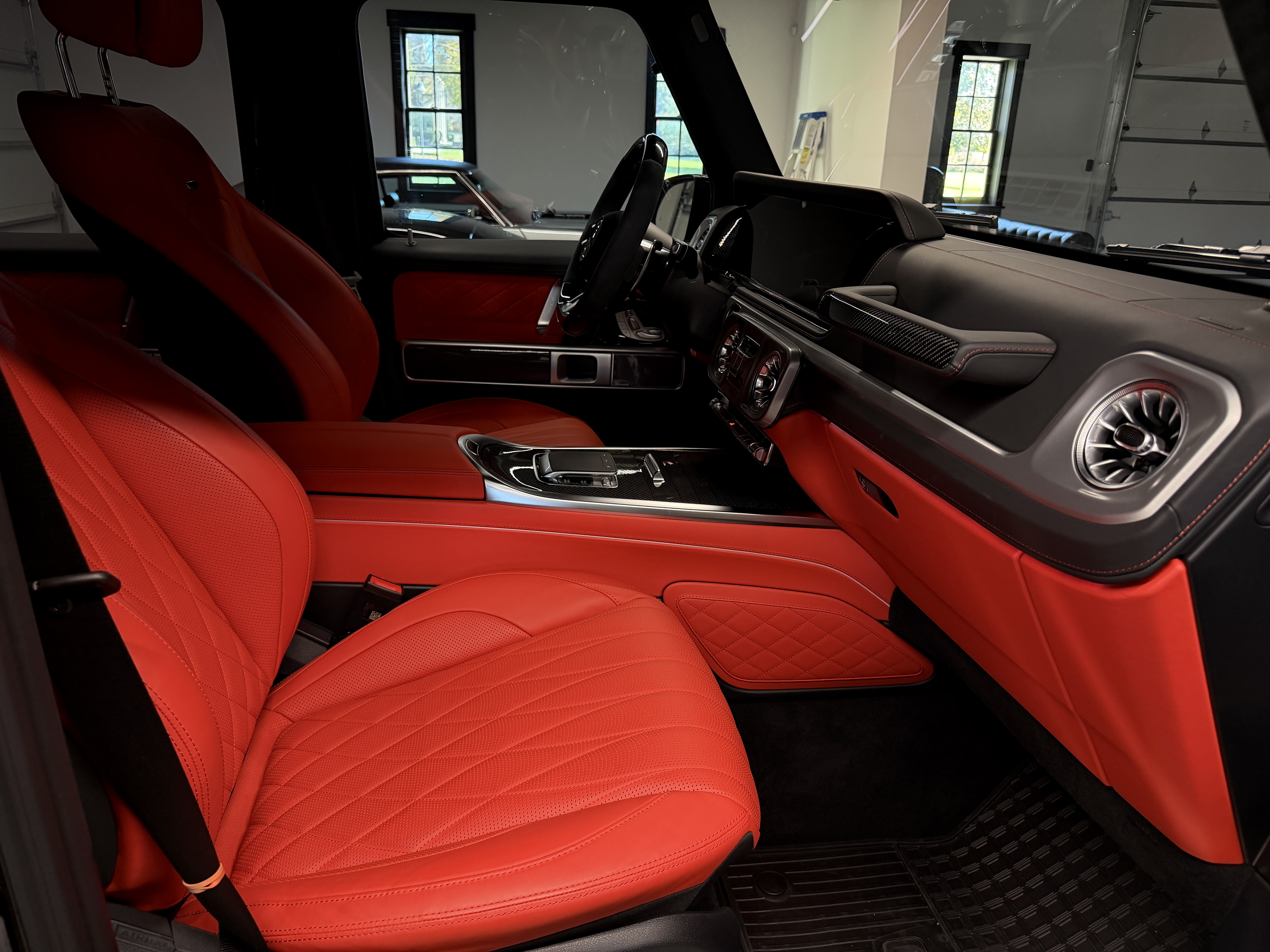 Used 2025 Mercedes-Benz G 63 AMG 4MATIC image 25