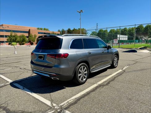 Used 2021 Mercedes-Benz GLS 450 4MATIC image 5