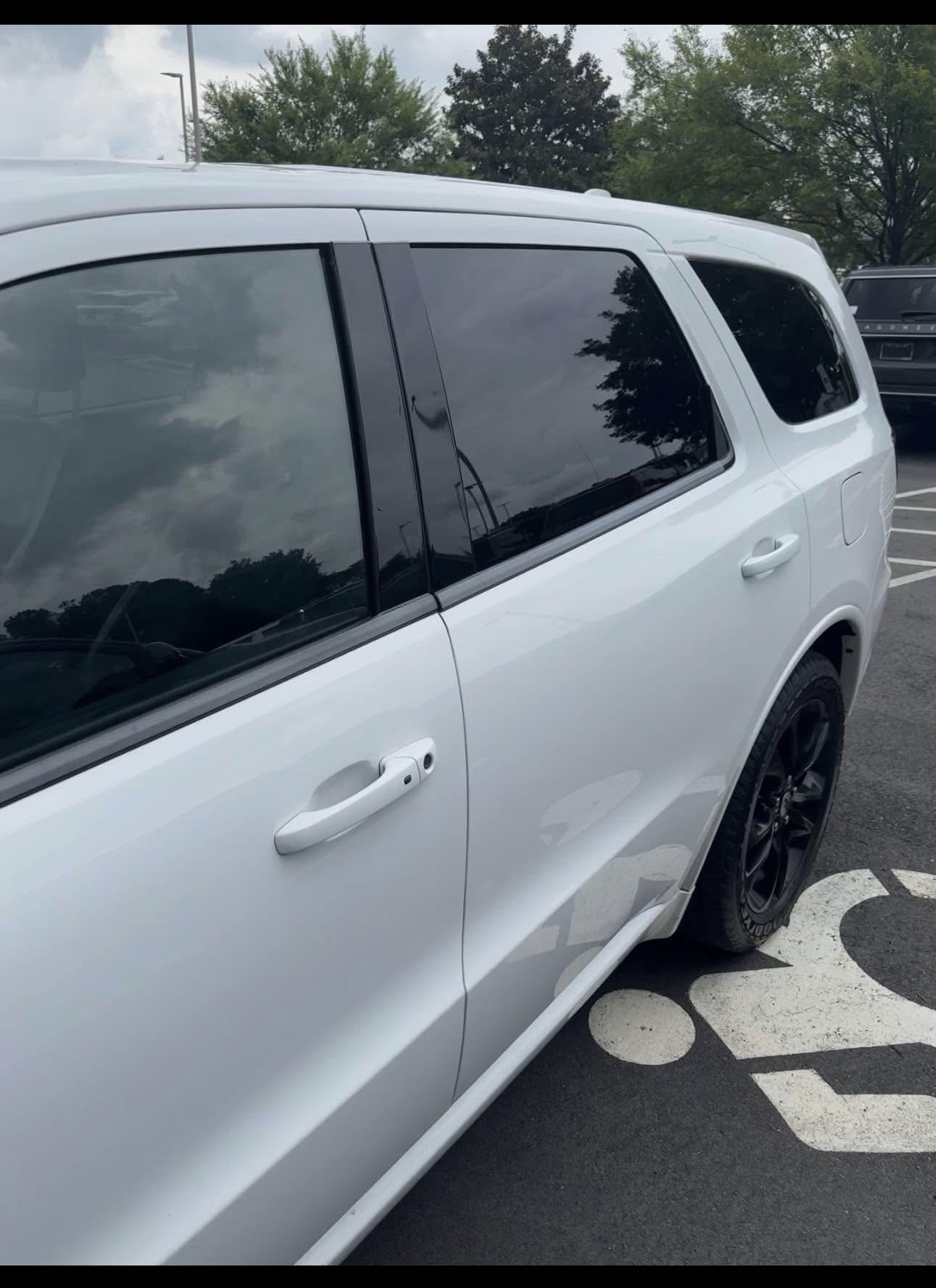 Used 2019 Dodge Durango GT RWD image 2