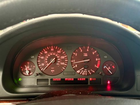 Used 2003 BMW 530i Sedan RWD image 4