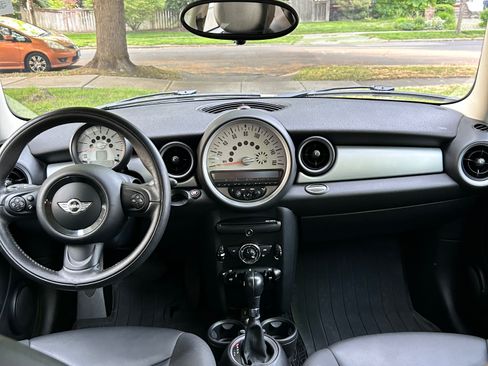 Used 2013 MINI Cooper Hardtop FWD image 9
