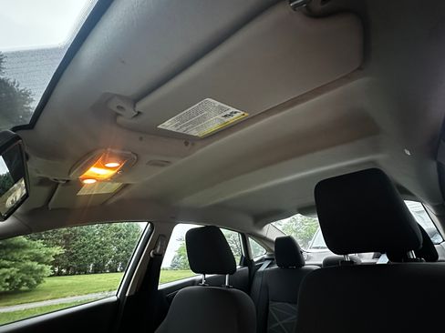 Used 2014 Ford Fiesta S FWD image 17