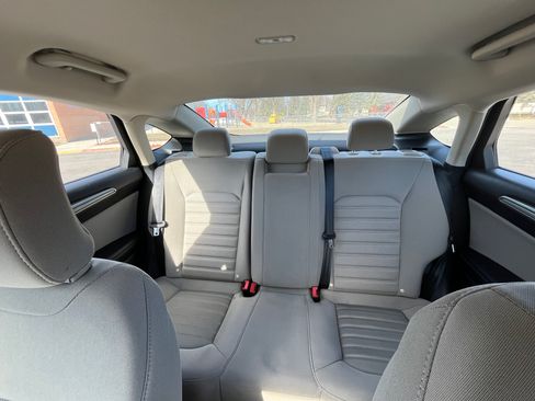 Used 2019 Ford Fusion S image 11