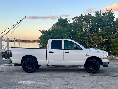 Used 2003 Dodge Ram 2500 Truck SLT image 9