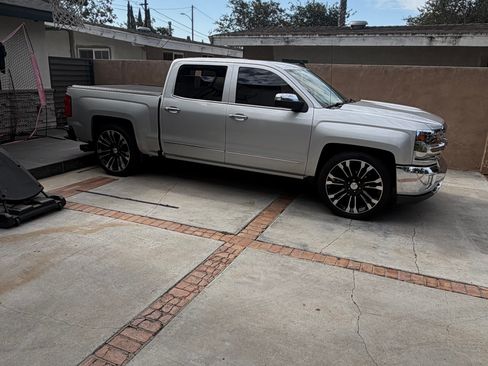Used 2018 Chevrolet Silverado 1500 LTZ w/ Sport Package RWD image 8