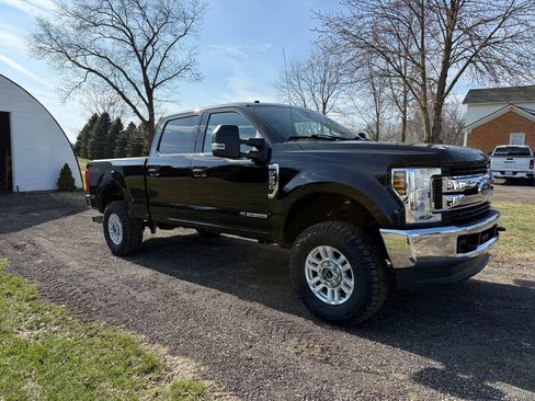 Used 2018 Ford F250 XLT image 1