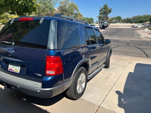 Used 2005 Ford Explorer Sport XLT image 8
