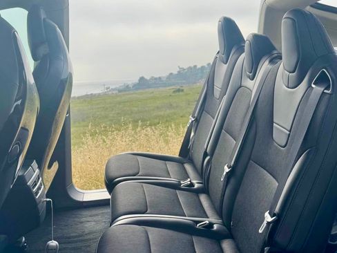 Used 2016 Tesla Model X 75D image 5