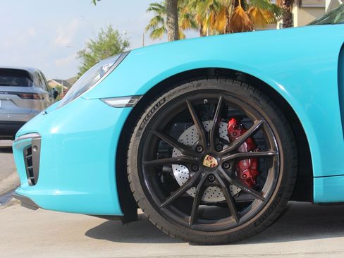 Used 2017 Porsche 911 Carrera image 6