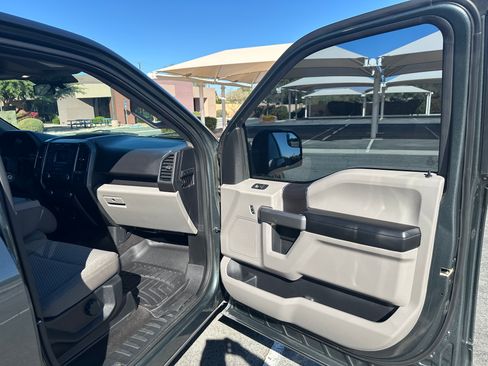 Used 2018 Ford F150 XLT image 10