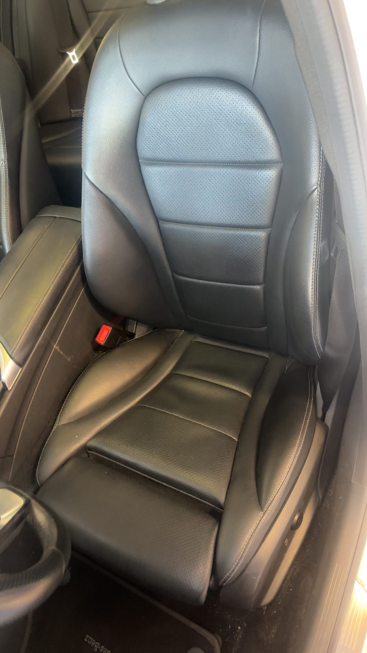 Used 2016 Mercedes-Benz C 300 Sedan image 25