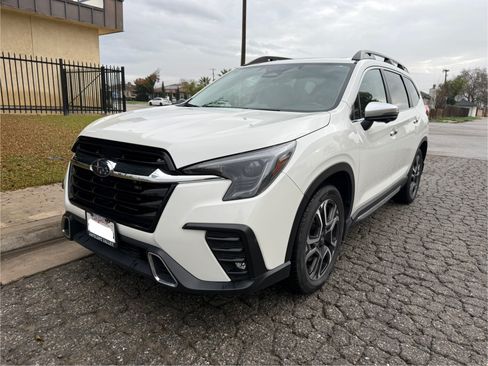 Used 2023 Subaru Ascent Touring image 1