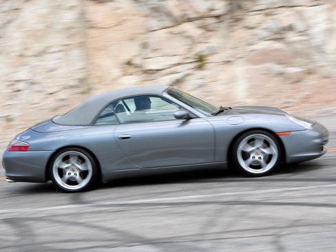 Used 2003 Porsche 911 Carrera image 12