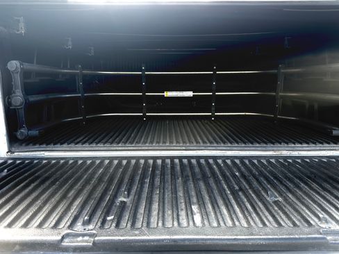 Used 2007 Lincoln Mark LT 2WD image 12