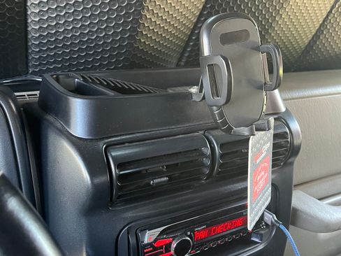 Used 2005 Jeep Wrangler Sport w/ 30" Tire & Wheel Group AWD/4WD image 14