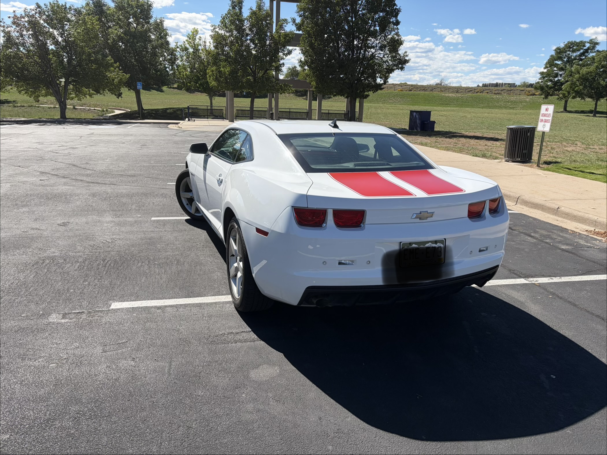 Used 2011 Chevrolet Camaro LT w/ Interior Accent Trim Package RWD image 5