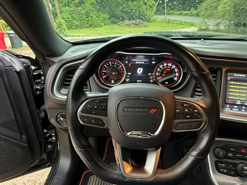 Used 2020 Dodge Challenger R/T Scat Pack RWD image 20