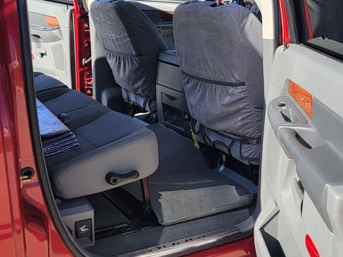 Used 2006 Dodge Ram 3500 Truck SLT w/ Light Group image 10