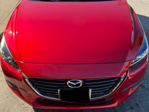 Used 2017 MAZDA MAZDA3 Sport image 2