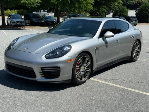 Used 2015 Porsche Panamera GTS AWD/4WD image 1