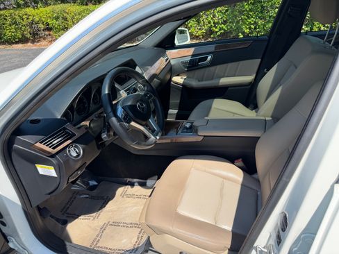 Used 2013 Mercedes-Benz E 350 Sedan image 9